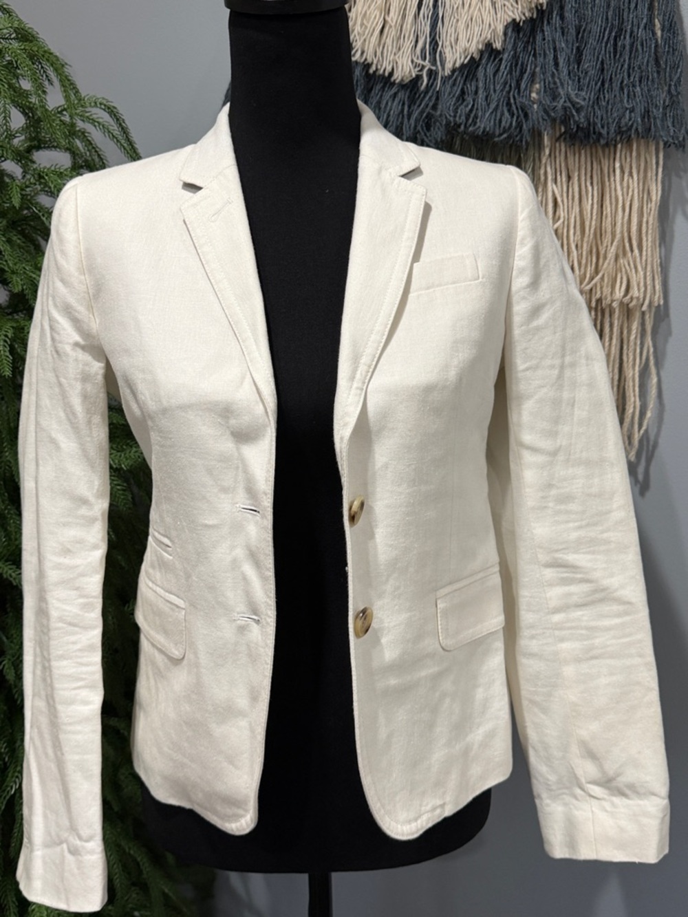 J.Crew Linen Blazer Ivory Cream Tailored Jacket Size 2 Classic Preppy - Picture 2 of 13